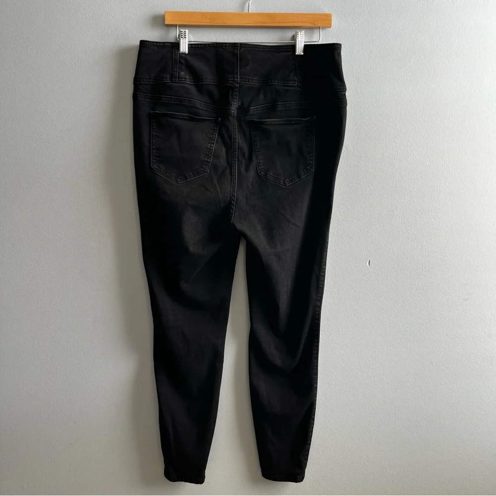 Torrid Feel the Fit Skinny Jeans Women's 14R Black High Rise Button Fly - Picture 4 of 12